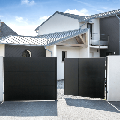 portail battant aluminium noir battant