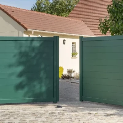 portail battant vert